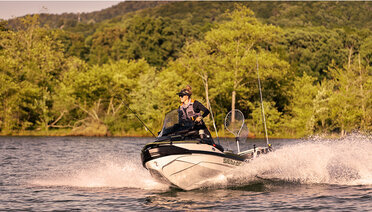 Уплывите в лето на гидроциклах Sea-Doo!